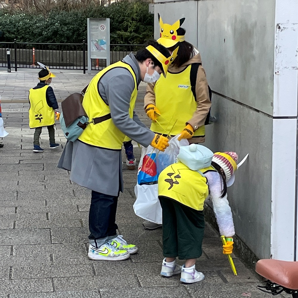 ポケモンピカピカ団」活動レポート：JR桜木町駅前広場 | ポケモン